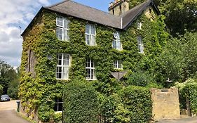 Pages Hotel And Guesthouse